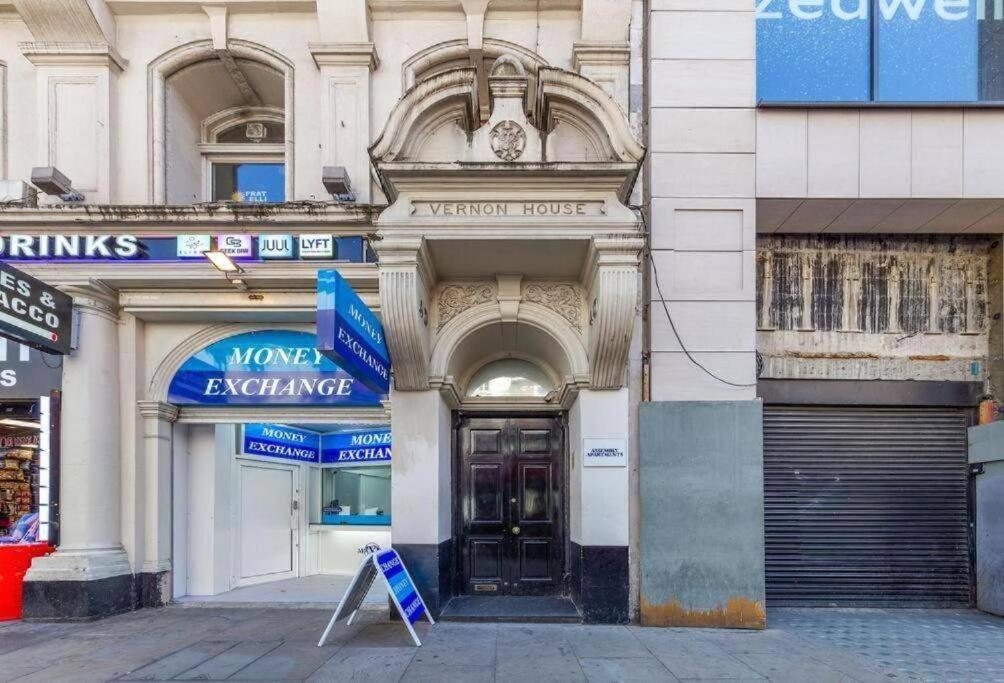 1 Bedroom Flat Piccadilly Sleep 7 In London Vr10 Экстерьер фото